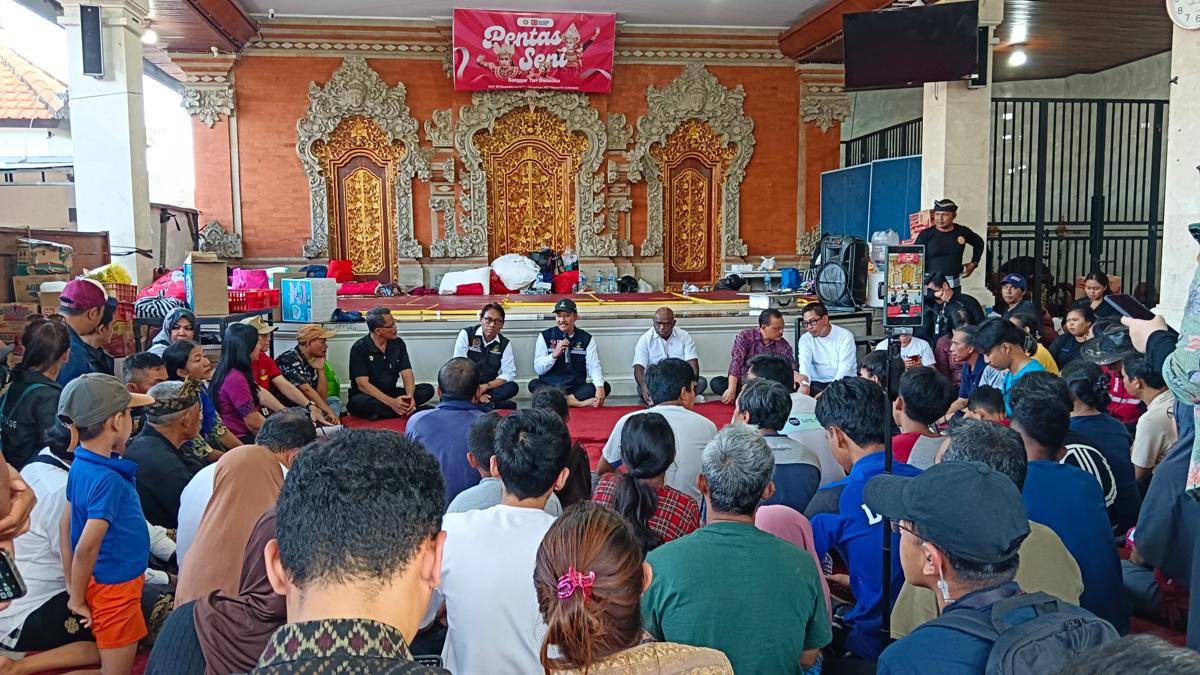 Kunjungan Kementerian Sosial ke Posko Siaga Bencana Kelurahan Peguyangan, Denpasar Utara