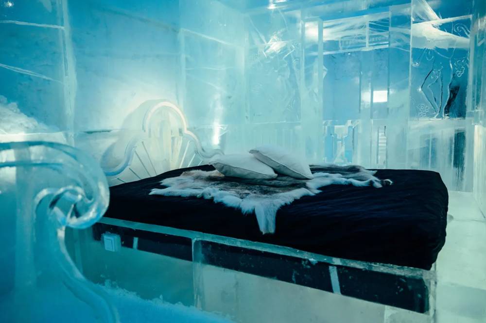 Potret Ice Hotel di Swedia