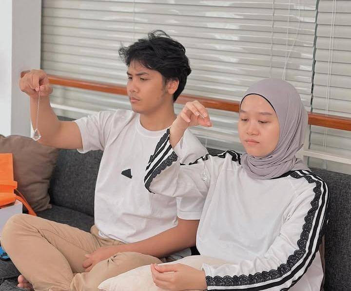 potret Alca Octaviani dan Bintang Emon ikut kelas kehamilan