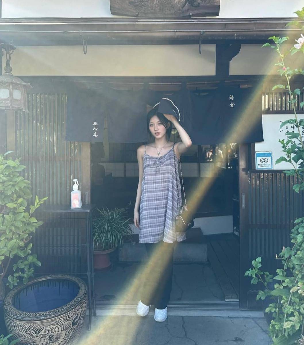 Gaeul IVE (instagram.com/fallingin__fall) 