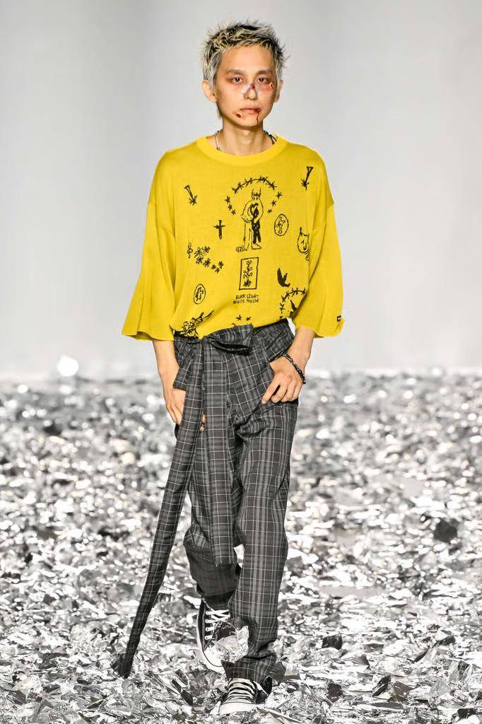 Koleksi AJOBYAJO S/S '26 di Seoul Fashion Week (instagram.com/ajo_ajobyajo_official)