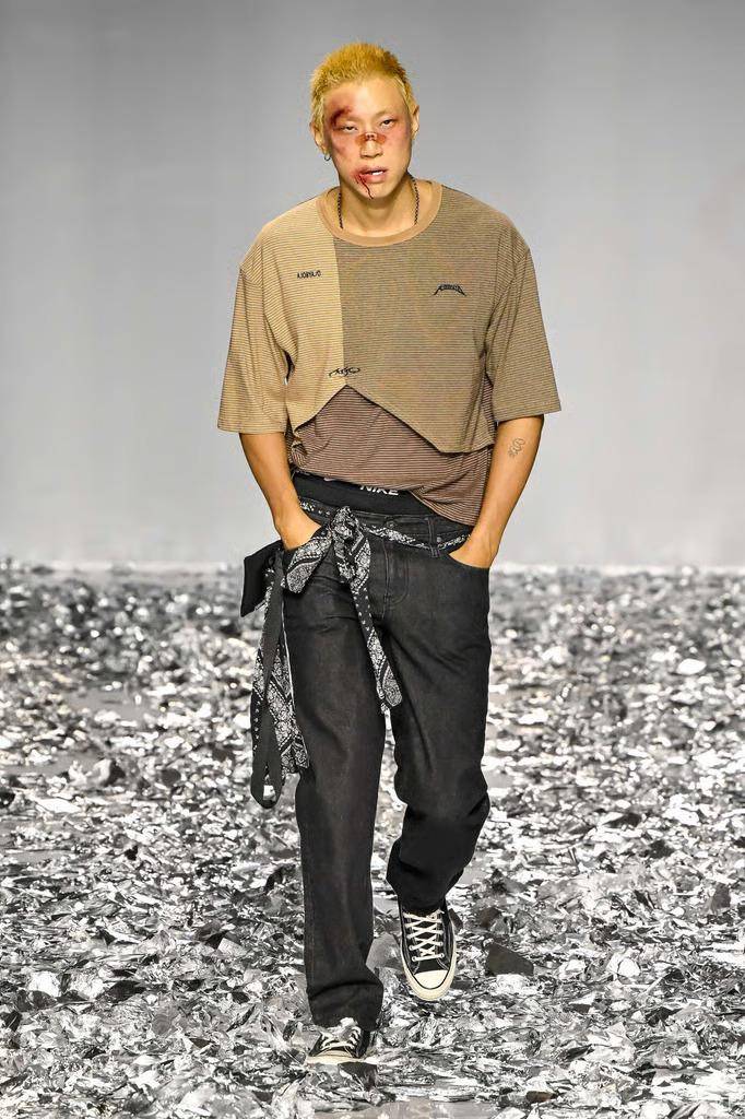 Koleksi AJOBYAJO S/S '26 di Seoul Fashion Week (instagram.com/ajo_ajobyajo_official)