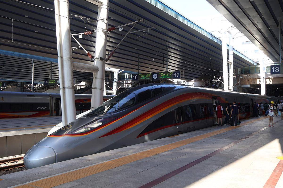 C Train di China (commons.wikimedia.org/TrainGuyHK102)
