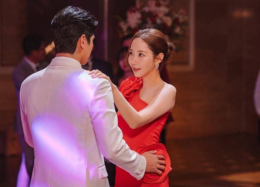 still cut drama Korea Confidence Queen