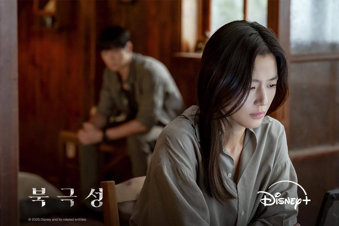 still cuts drama Tempest (instagram.com/disneypluskr)