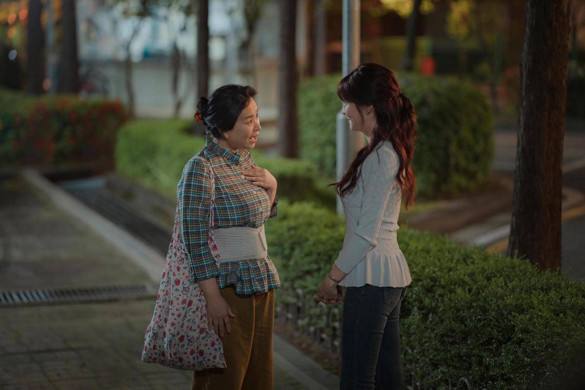 Jang Hye Jin dan Park Ji Hyun di You and Everything Else (x.com/NetflixKR)