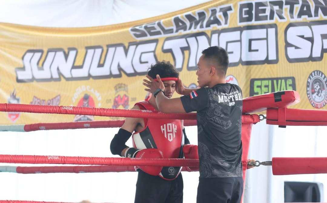 Pertandingan cabor muaythai pada Porda DIY 2025.