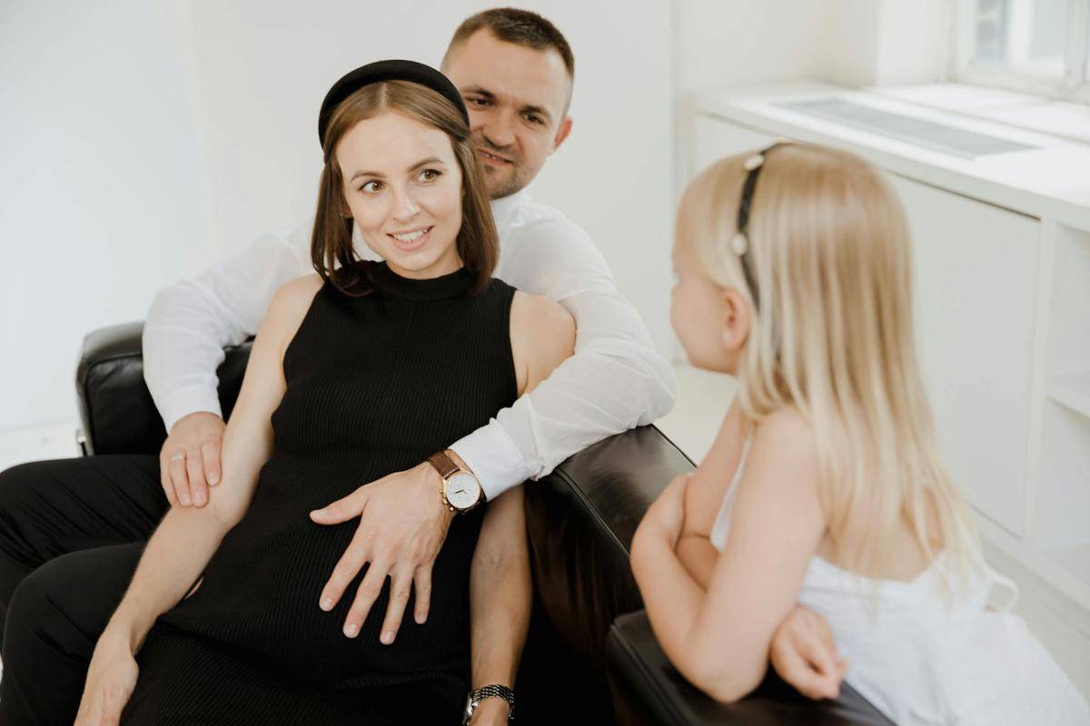 ilustrasi orangtua dan anak (pexels.com/RDNE Stock project)