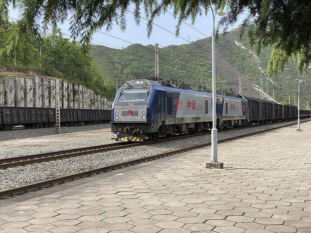 potret kereta di China (commons.wikimedia.org/A_Chinese_ID