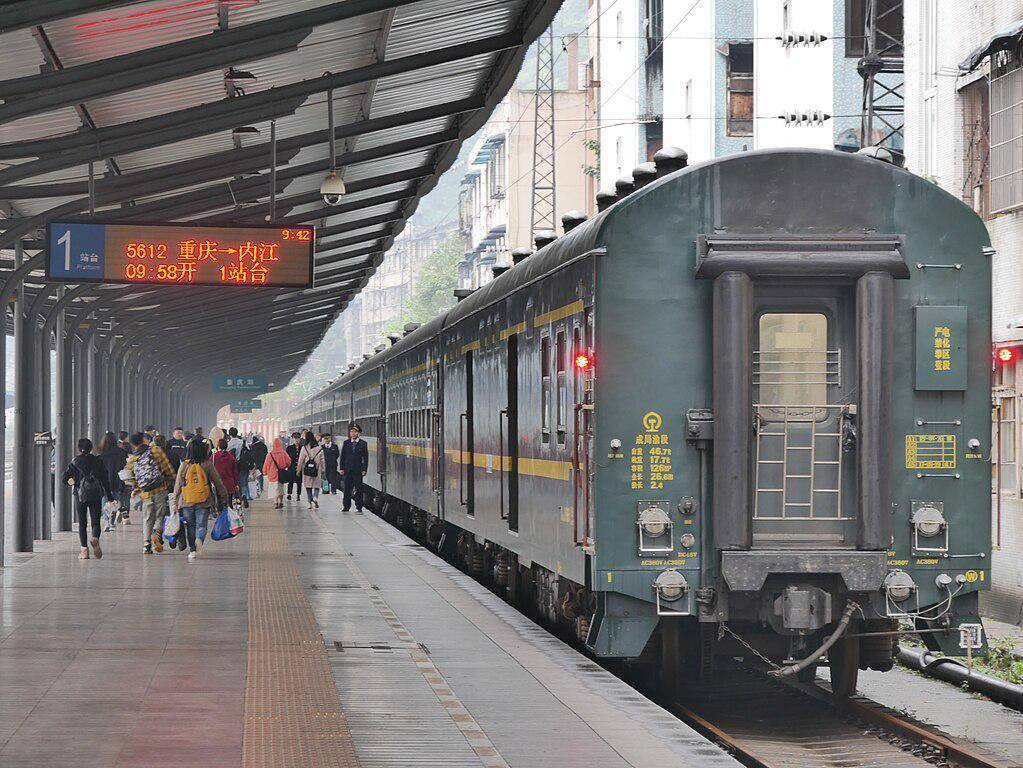 potret kereta api di China (commons.wikimedia.org/Nihongarden)