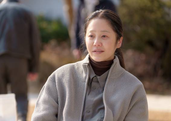 still cut drama Korea Queen Mantis