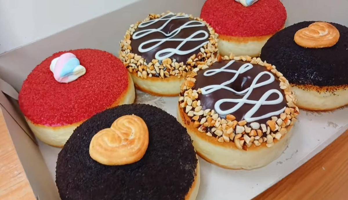 ilustrasi donat reguler tanpa cetakan (YouTube.com/vieCook)