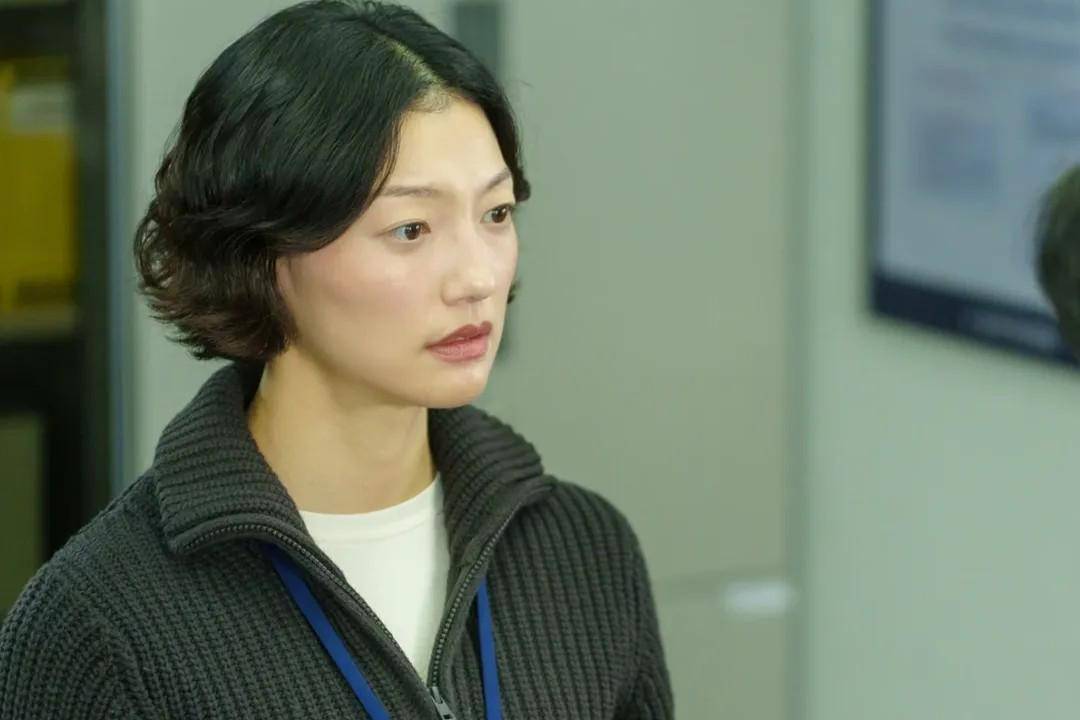 Kim Na Hee (Lee El) di drakor Queen Mantis