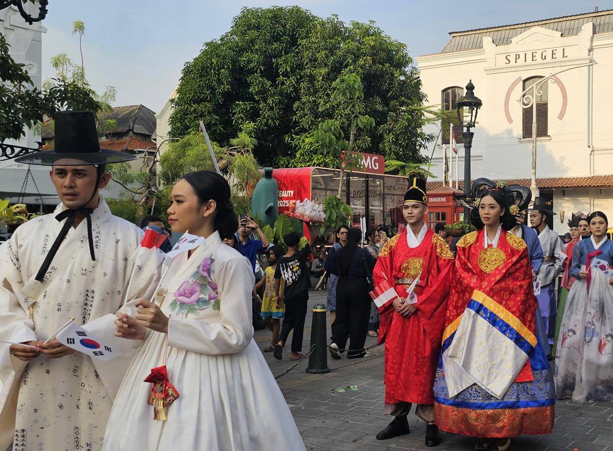 festival kota lama, kota lama, hanbok, korea 