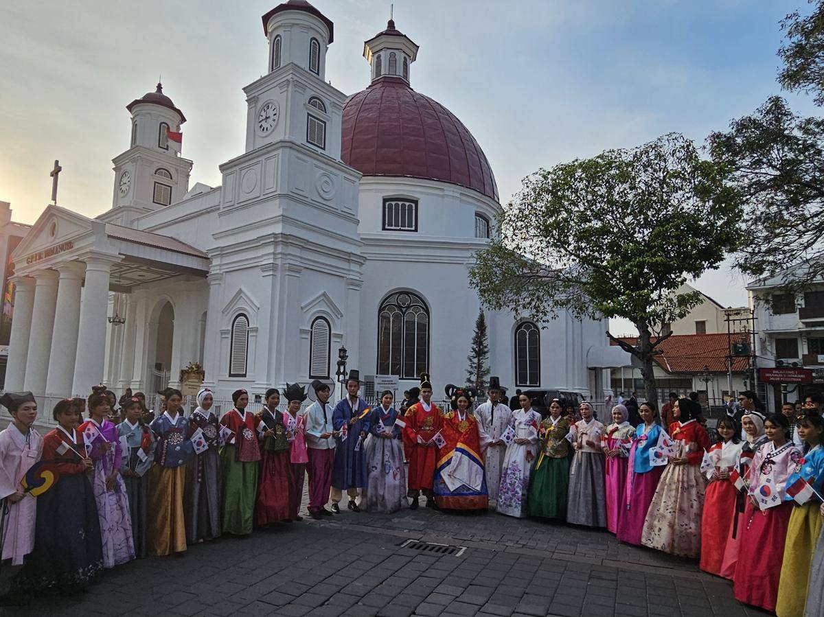 festival kota lama, kota lama, hanbok, korea 