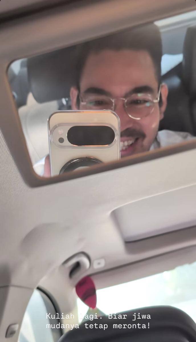 Robby Purba jadi mahasiswa baru di UEU