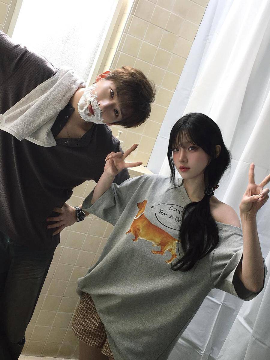 potret akrab Yuqi i-dle dan Wang Anyu (instagram.com/yuqisong.923)