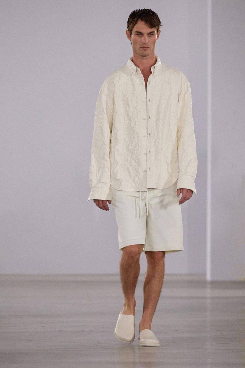 Koleksi Simkhai S/S '26 di New York Fashion Week (dok. Simkhai)