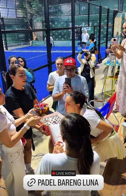 Ulang Tahun ke-42 Luna Maya (YouTube.com/TS Media)