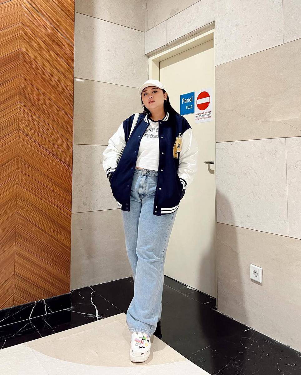 ide OOTD ke kantor ala Clarissa Putri (instagram.com/clarissaputri_)