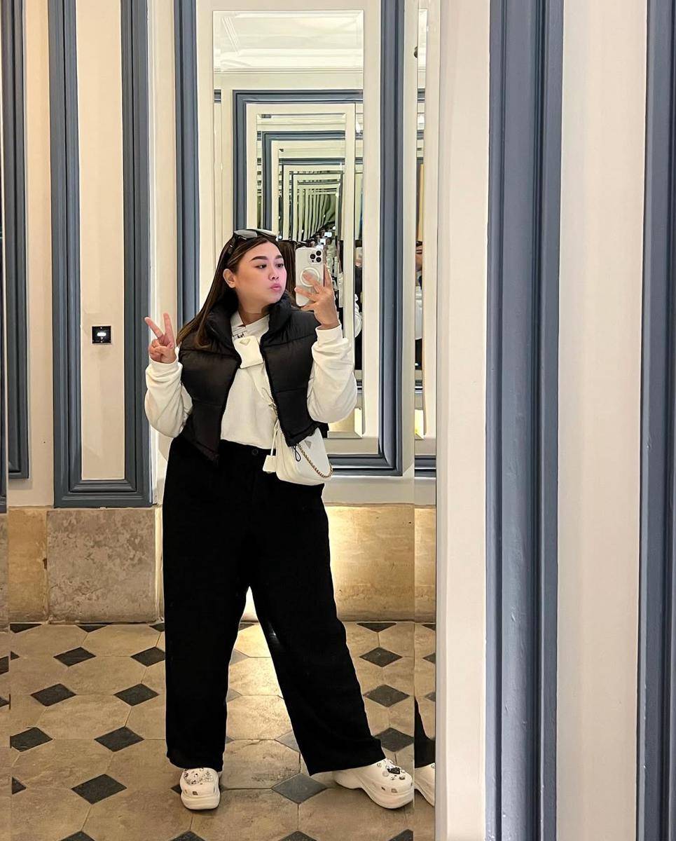 ide OOTD ke kantor ala Clarissa Putri (instagram.com/clarissaputri_)
