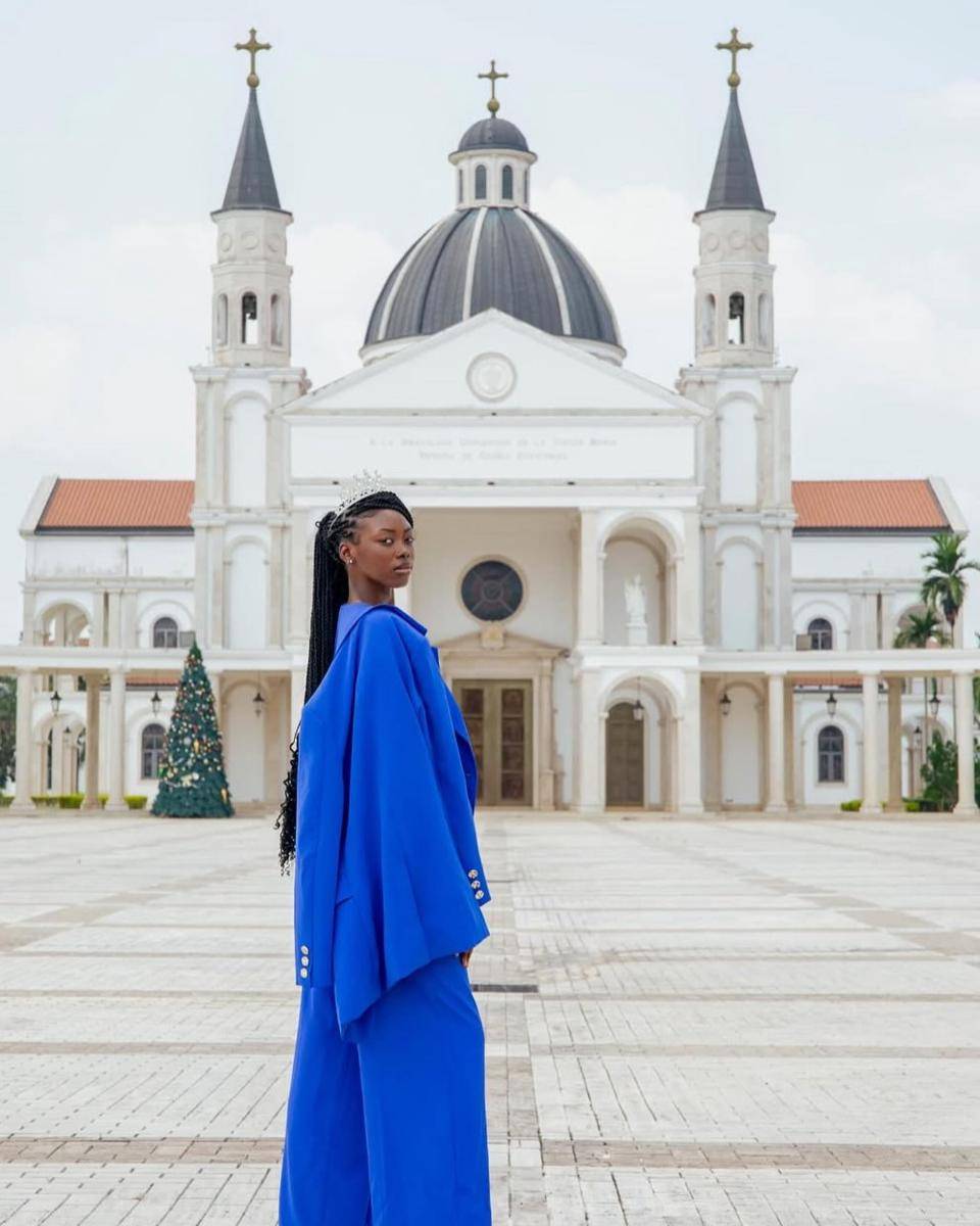 potret Carmen Avomo Obama, Miss Universe Guinea Ekuatorial 2025 (instagram.com/desire_sajama_)