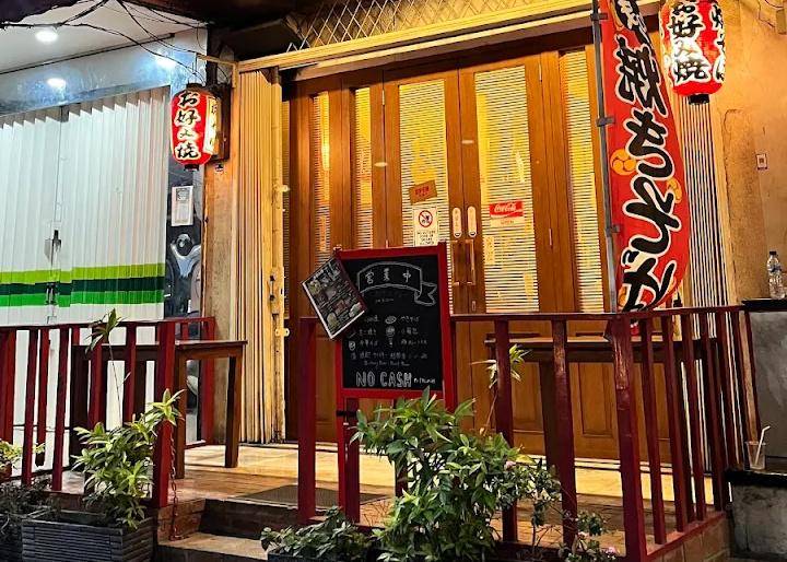 Resto B, Jakarta Selatan 