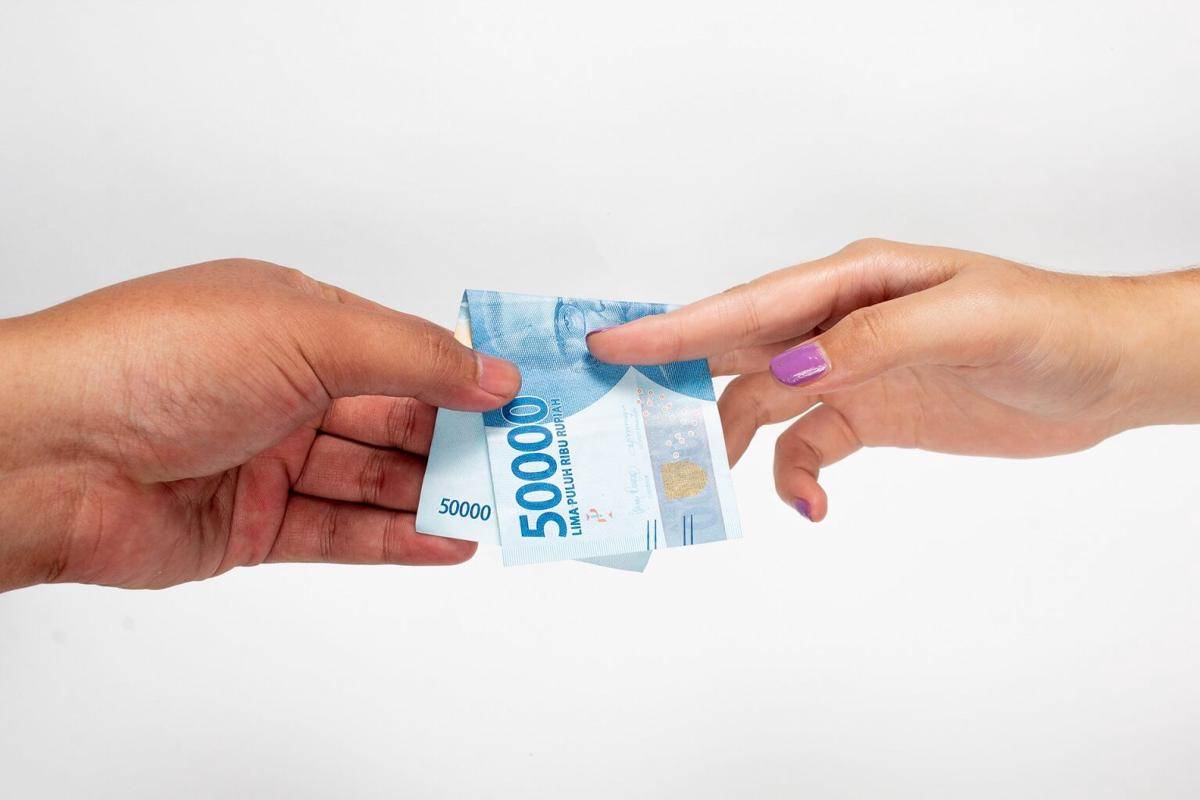 ilustrasi rupiah (vecteezy.com/I'M MOTION)