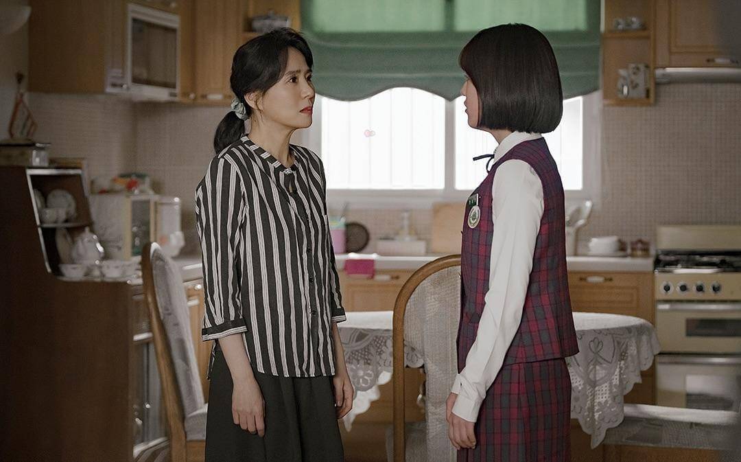 Seo Jung Yeon di drama You and Everything Else (instagram.com/netflixkr)