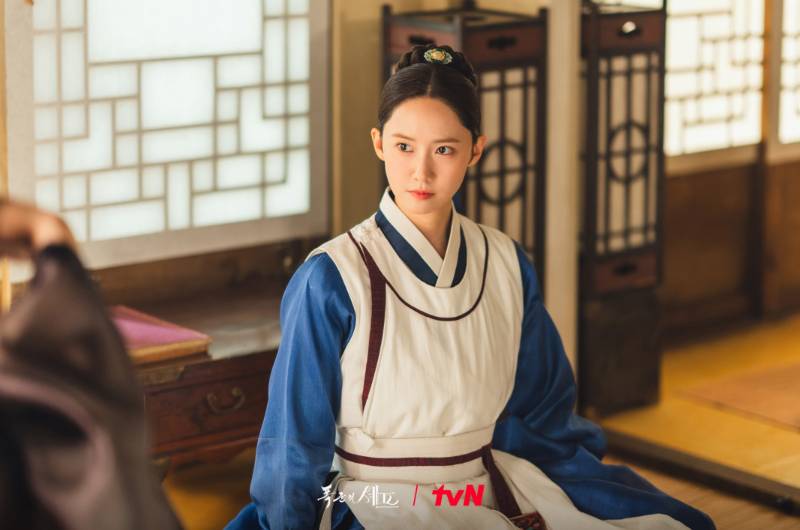Im Yoon Ah di drama Bon Appétit, Your Majesty (Dok. tvN/Bon Appétit, Your Majesty)