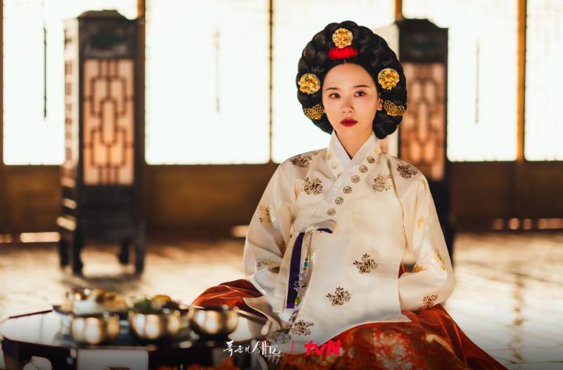 Kang Han Na di drama Bon Appétit, Your Majesty (Dok. tvN/Bon Appétit, Your Majesty)