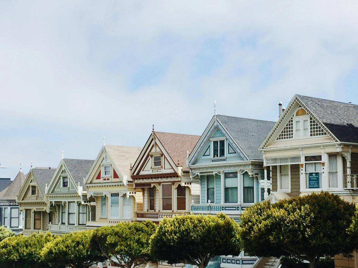 Ilustrasi rumah setelah menikah. (pexels.com/Jessica Bryant)