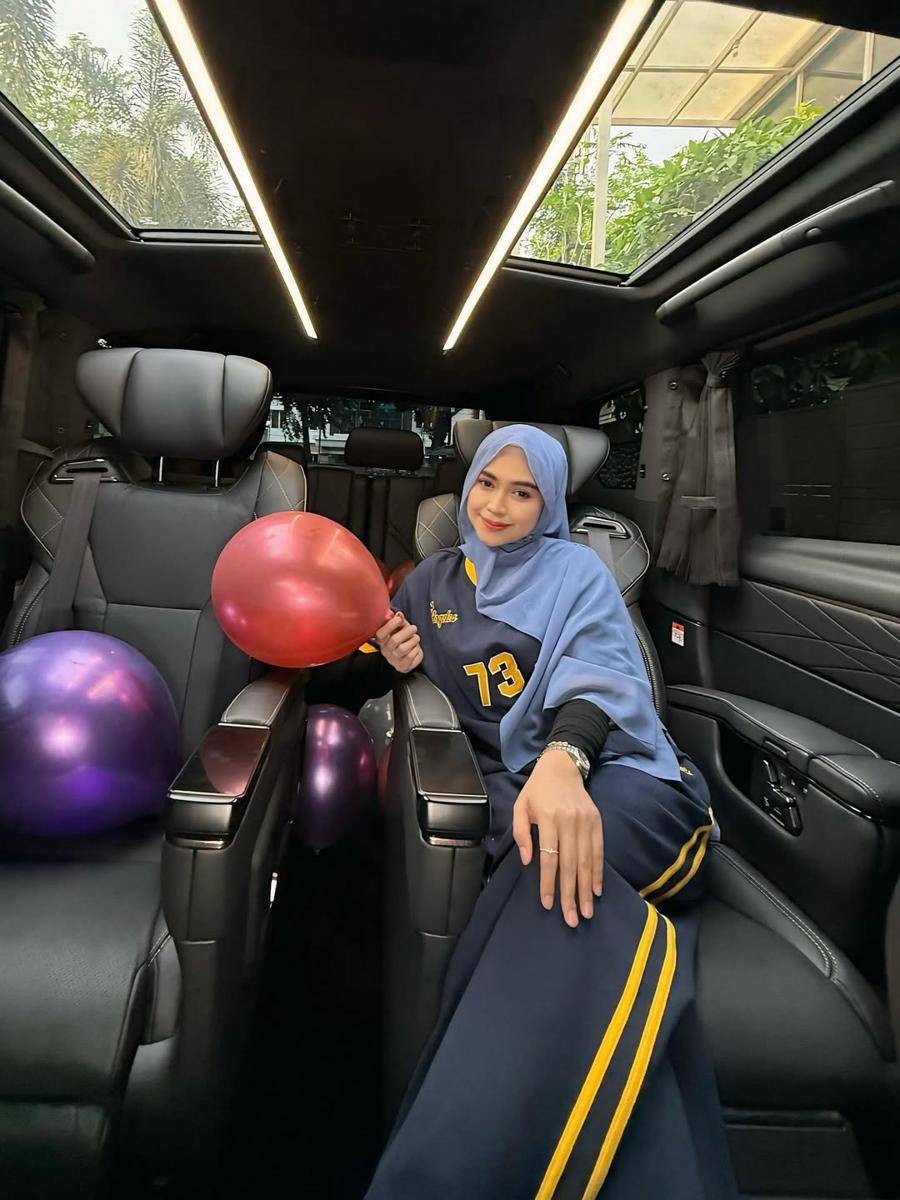 potret Ria Ricis