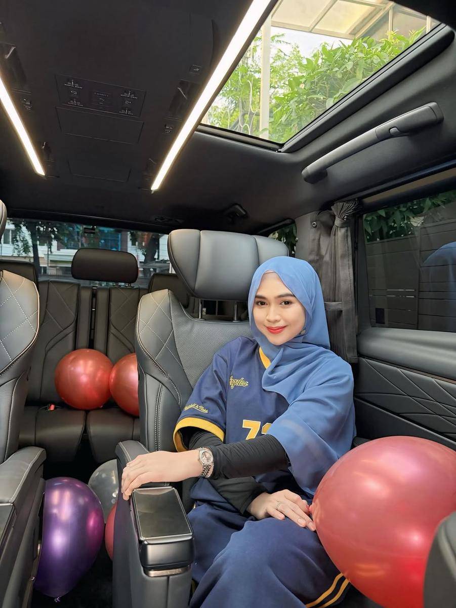 potret Ria Ricis