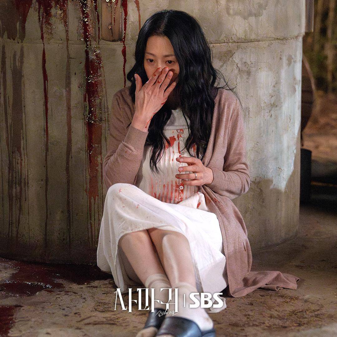 Still cut Queen Mantis (dok.SBS/Queen Mantis)