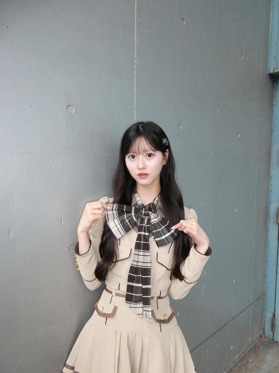 Azu AKB48