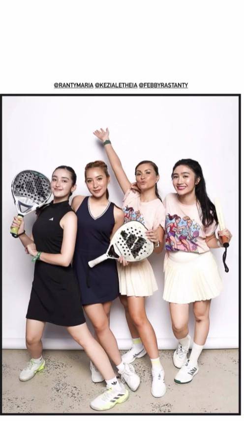 Artis di Turnamen Padel Luna Maya (Instagram.com/lunamaya)