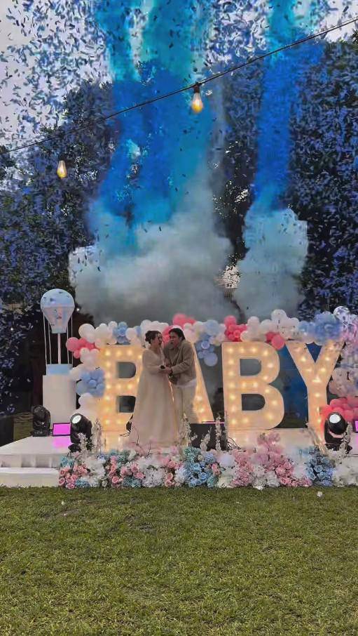 Gender Reveal Vika Kolesnaya (Instagram.com/farahcarpetsofficial)
