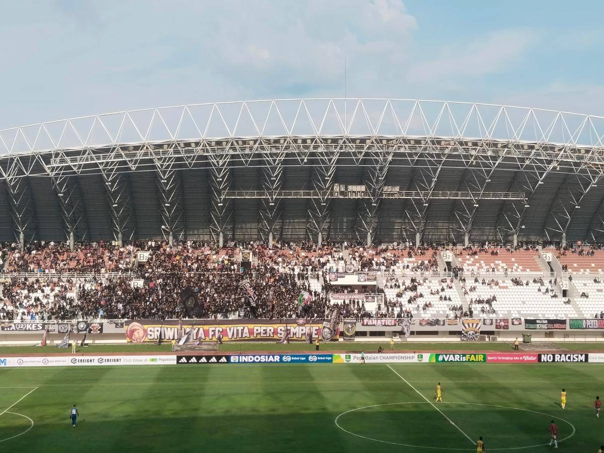 Laga perdana Sriwijaya FC di Stadion Gelora Sriwijaya Jakabaring musim 2025/2026 (IDN Times/Feny Maulia Agustin)