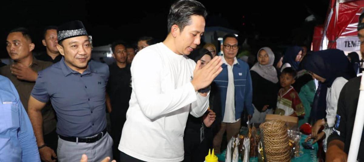 Bupati Lampung Selatan, Radityo Egi Pratama, Membuka Secara Resmi Festival Kuliner Festforia di Desa Jati Baru, Kecamatan Tanjung Bintang
