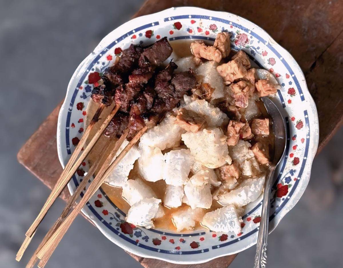4 Tempat Makan Sate Kere di Jogja Paling Favorit, Dijamin Nagih!