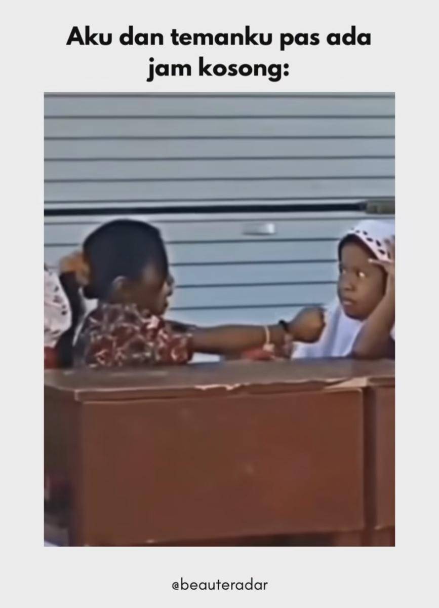 meme si tukang gosip 