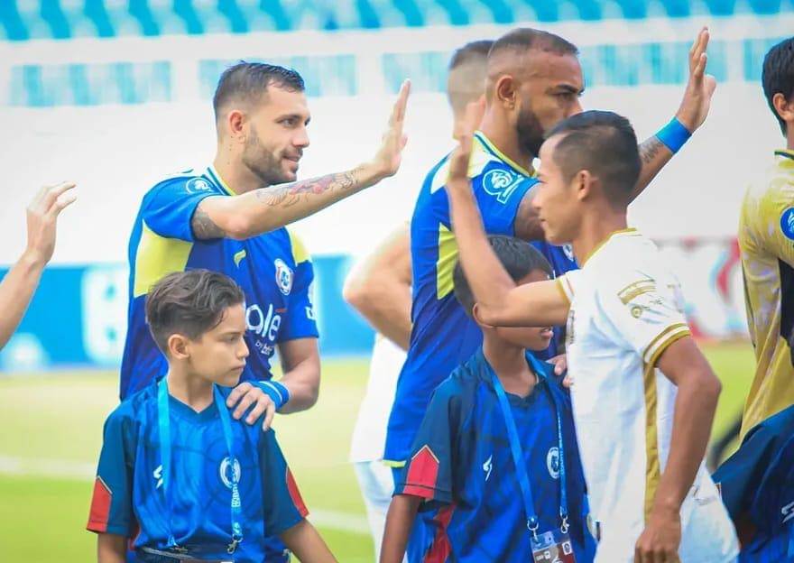 Kebersamaan Dalberto dan Ian Puleio. (Instagram/@ianpuleio)