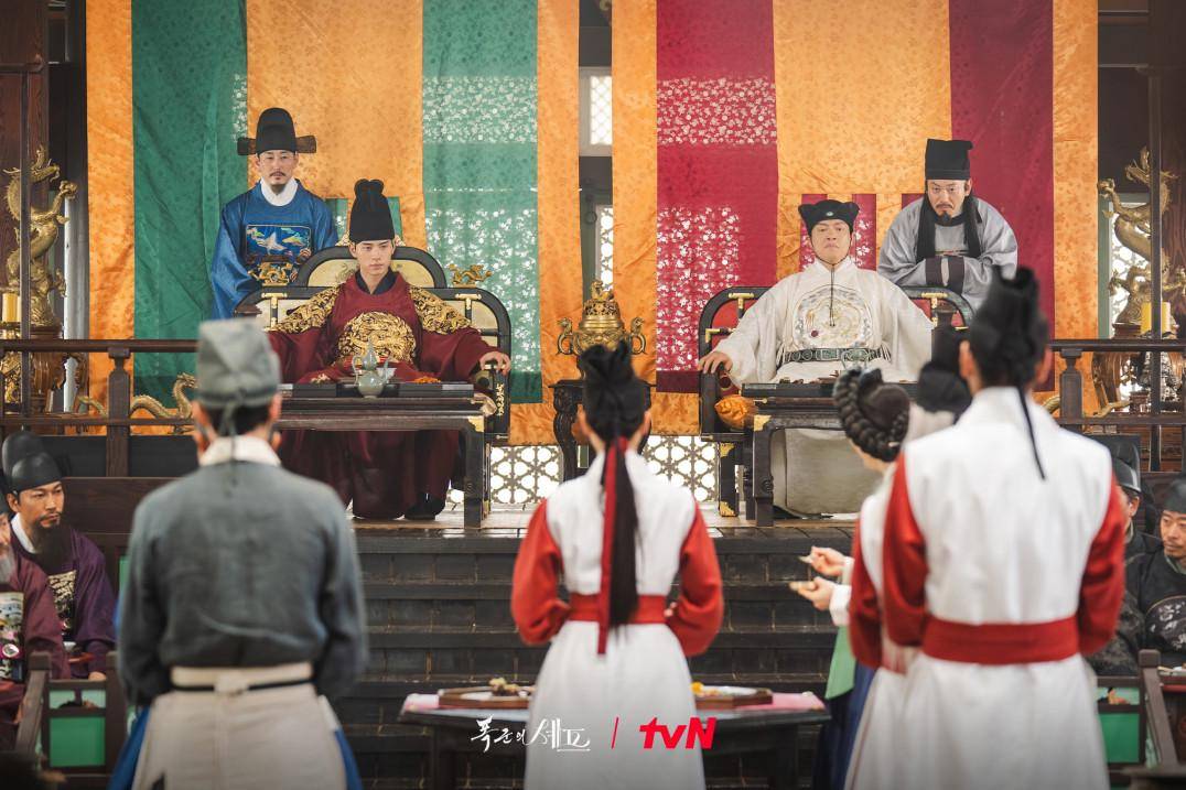 cuplikan drakor Bon Appetit, Your Majesty (dok.tvN/Bon Appetit, Your Majesty)