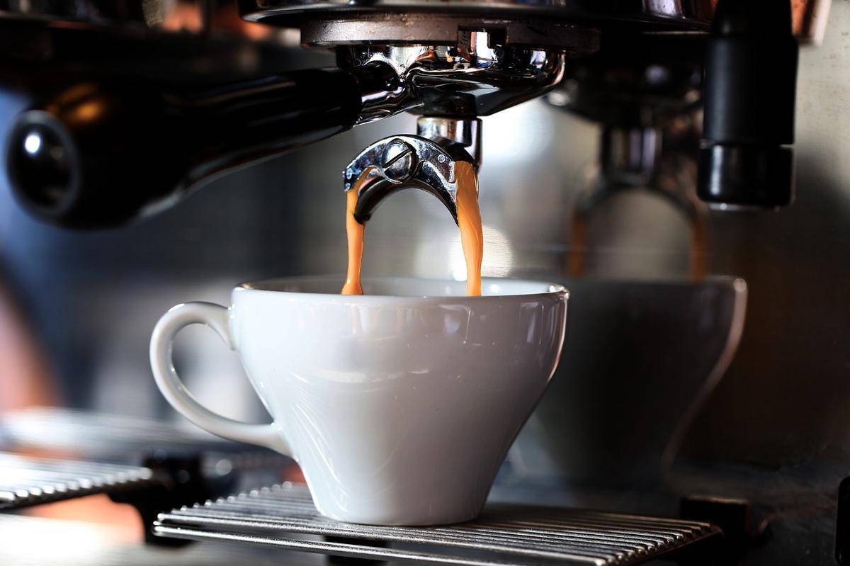Ilustrasi tempat ngopi (Pixabay/Canva)