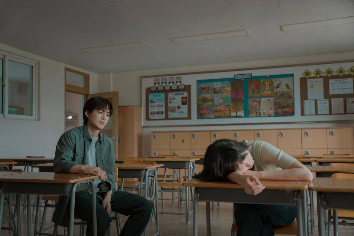 Kim Gun Woo dan Kim Go Eun di You and Everything Else (Instagram.com/netflixkr)