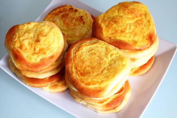ilustrasi roti awan dimeja makannmu cara praktis membuat cloud bread (pexels.com/Far700)