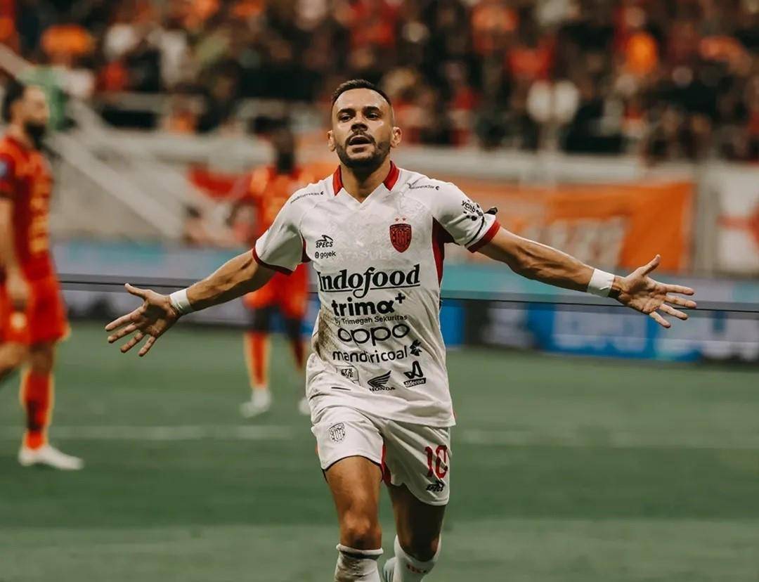 Mirza Mustafic usai mencetak gol ke gawang Persija Jakarta. (Instagram.com/baliunitedfc)