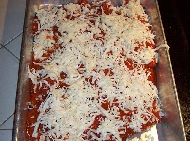 ilustrasi tambahkan keju (commons.wikimedia.org/Mark Pellegrini)