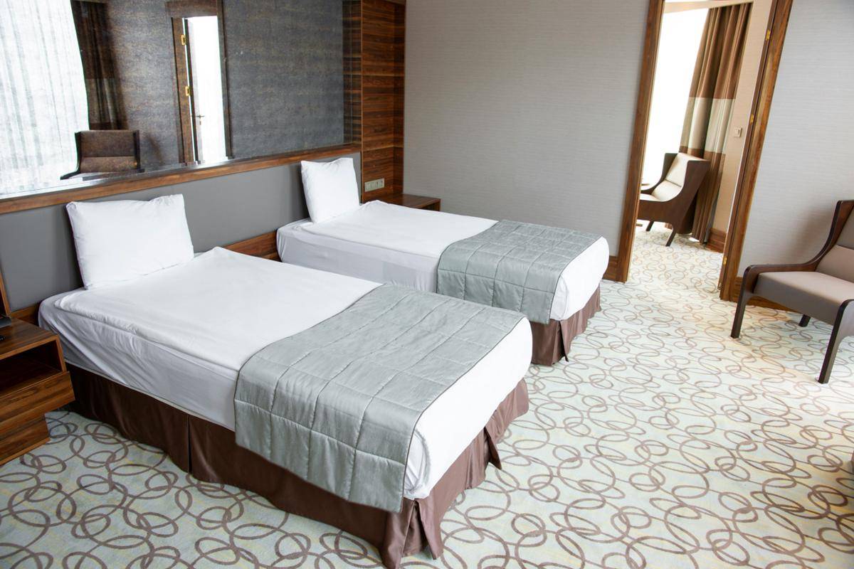 ilustrasi kamar hotel (pexels.com/Engin Akyurt)